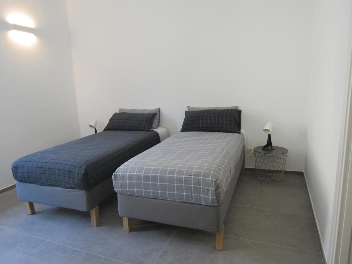 Make A Wish - Near The Center With Private Parking Apartment Como Bagian luar foto